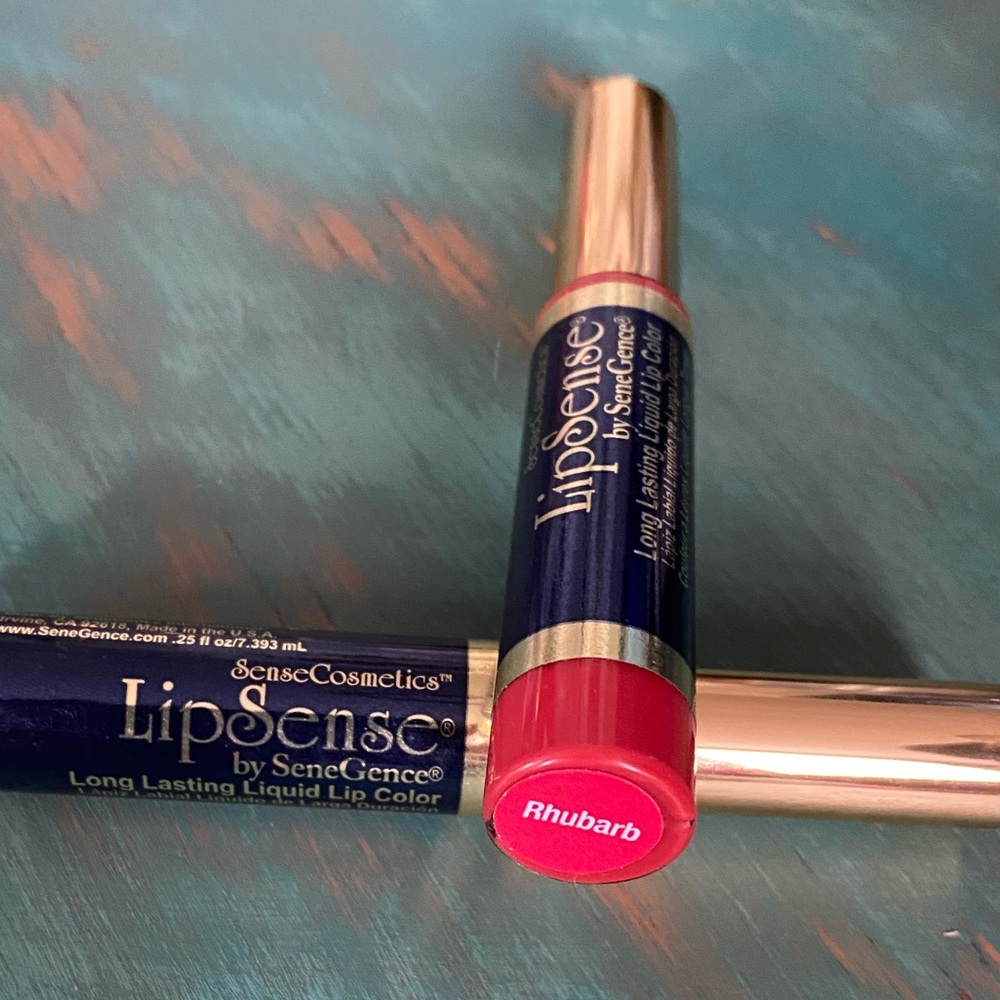 Rhubarb lipsense